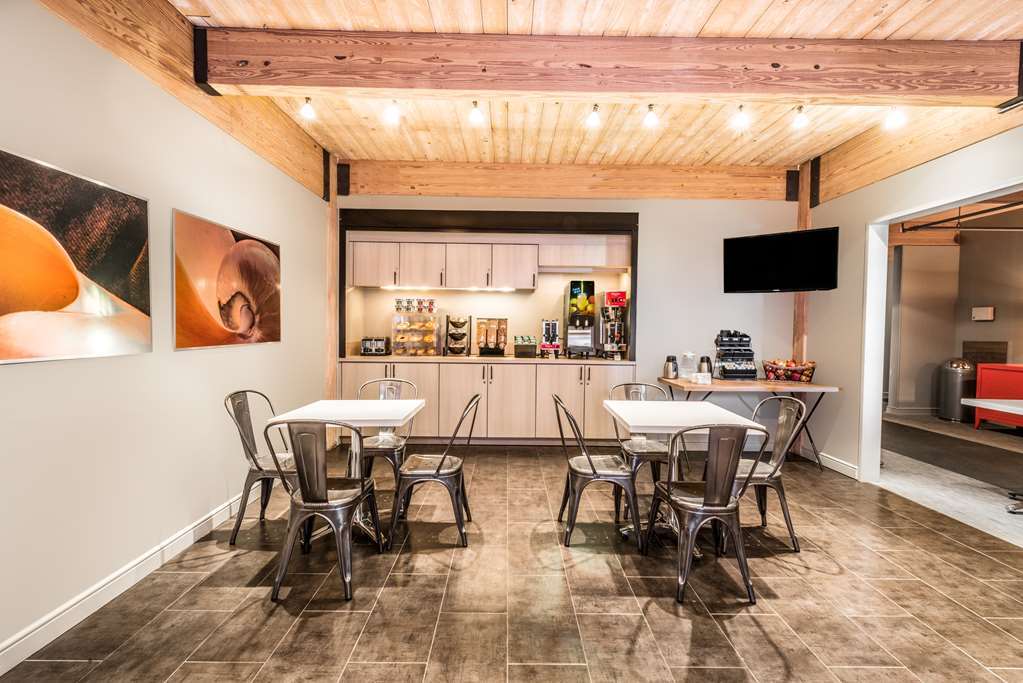 Harbor House Hotel And Marina Galveston Restaurant photo